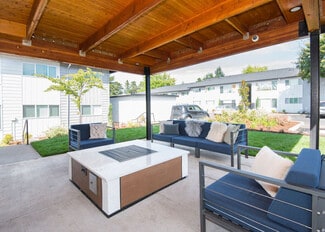 3500 NE 17th St, Gresham, OR 97030