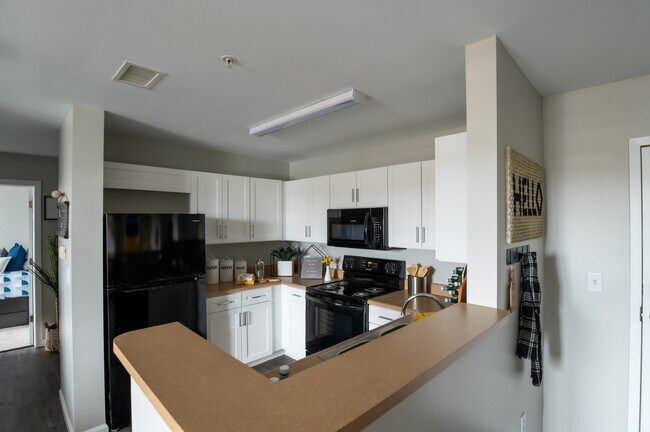 Spinner Place, Winooski, VT 05404 - photo 4