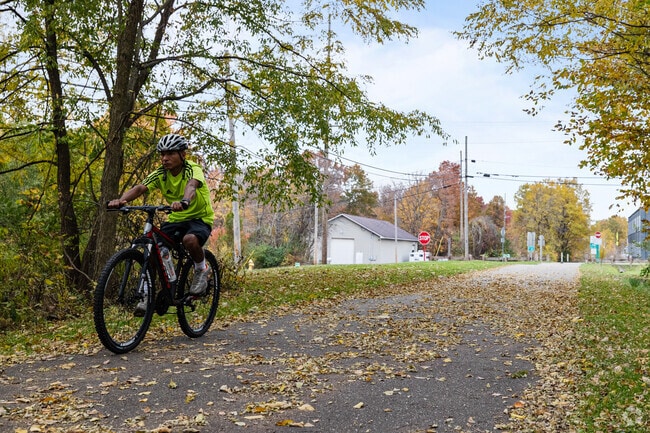 Go cycling or walking along the Niles Greenway spanning through the Niles neighborhood.