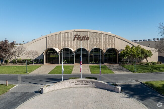 Mariners Isle caption TBD