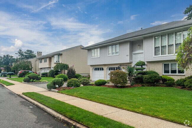 Neighborhoods with family homes with garages and front lawns can be found all around Moonachie.