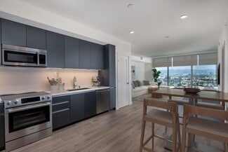 3311 S La Cienega Blvd, Los Angeles, CA 90016