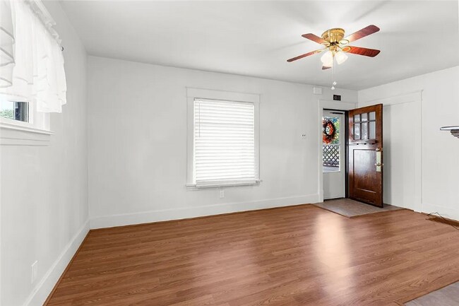 326-328 Sherman Ave unit 326, Sharon, PA 16146 - photo 4