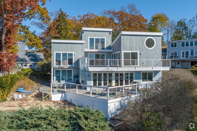 Contemporary homes stand out in Coggeshall’s scenic enclave.