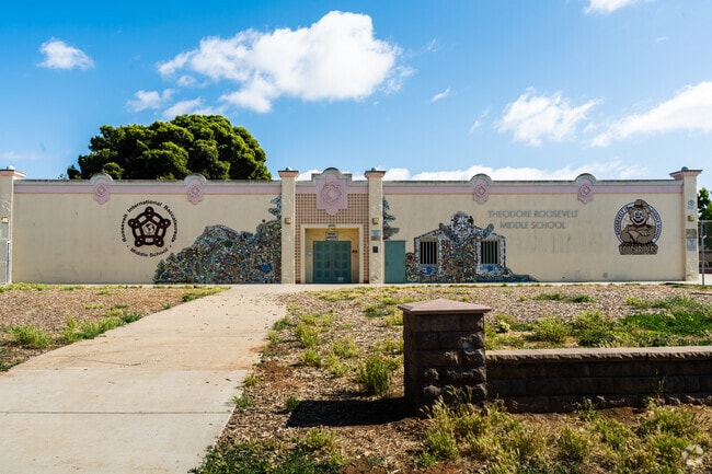 Theodore Roosevelt Middle School serves San Diego with a B- from Niche.