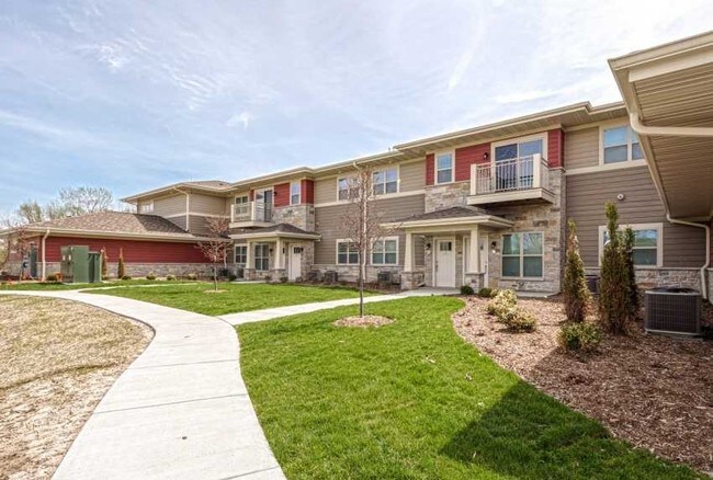 The PaDDS at Prairie Grass, Pewaukee, WI 53072 - photo 4