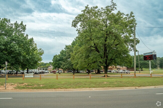 Verner Elementary School has a positive outlook.