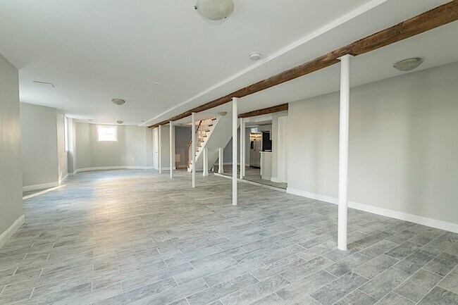 98 Elm St unit 1, Somerville, MA 02144 - photo 4