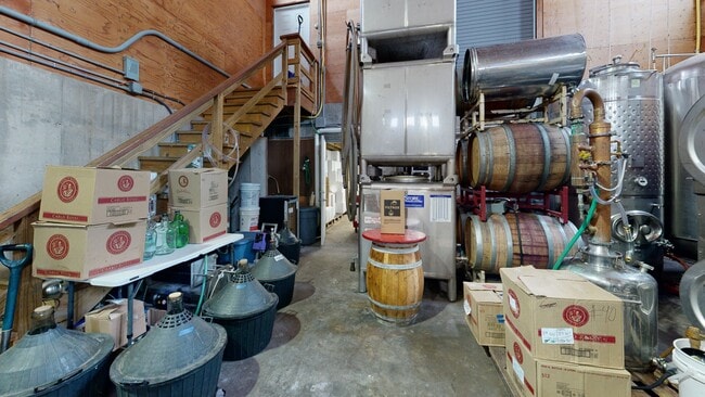 335 Old Fall River Rd, Dartmouth, MA 02747 - photo 2