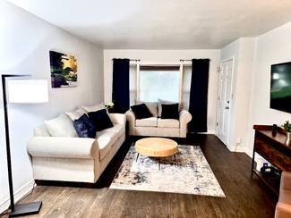 545 Elm Grove Rd, Elm Grove, WI 53122