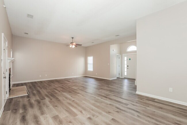 7078 Shore Rd, Lithonia, GA 30058 - photo 6