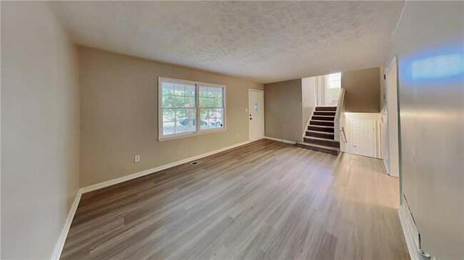 321 Tarragon Way SW, Atlanta, GA 30331 - photo 2