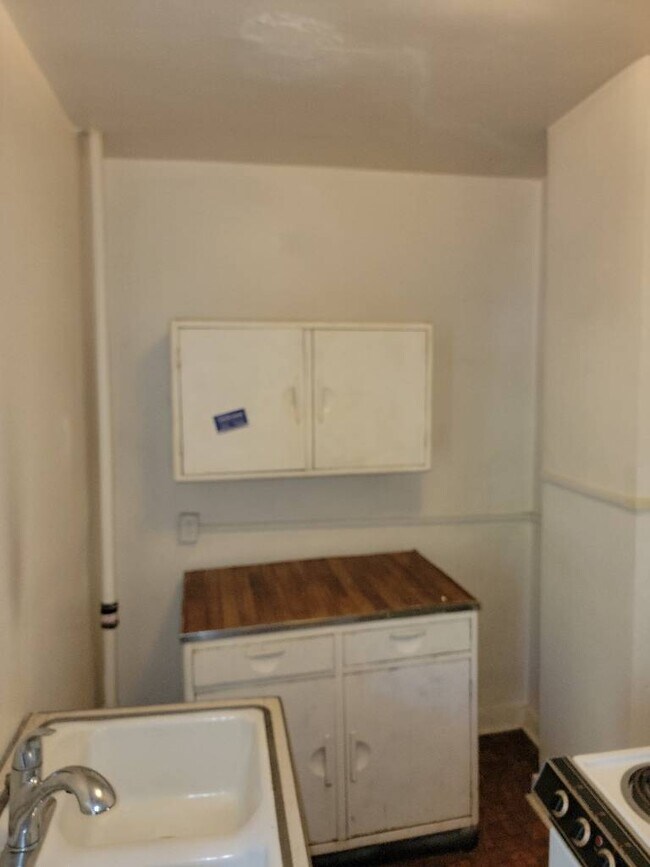 547 Niagara St unit A, Eau Claire, WI 54703 - photo 7