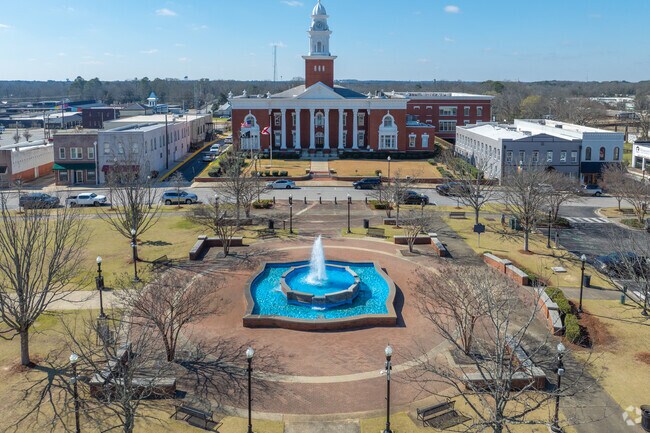 Highland Opelika, Al