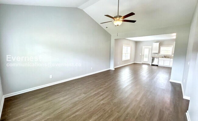 1025 Echo Rdg Rd, Columbia, TN 38401 - photo 5