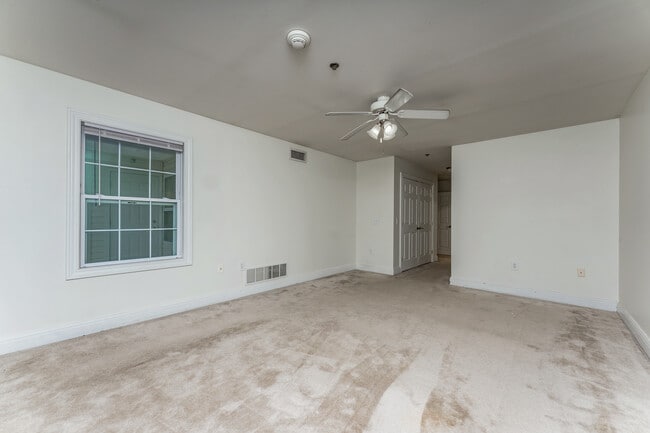 West Park Condos, Morgantown, WV 26508 - photo 4