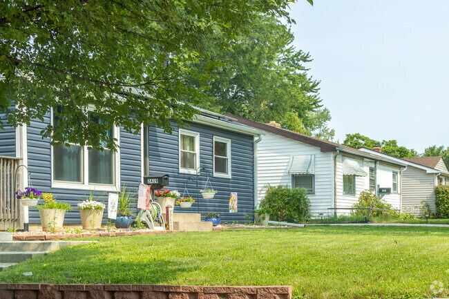 Rows of single story homes can be found all over the Rolling Green area.