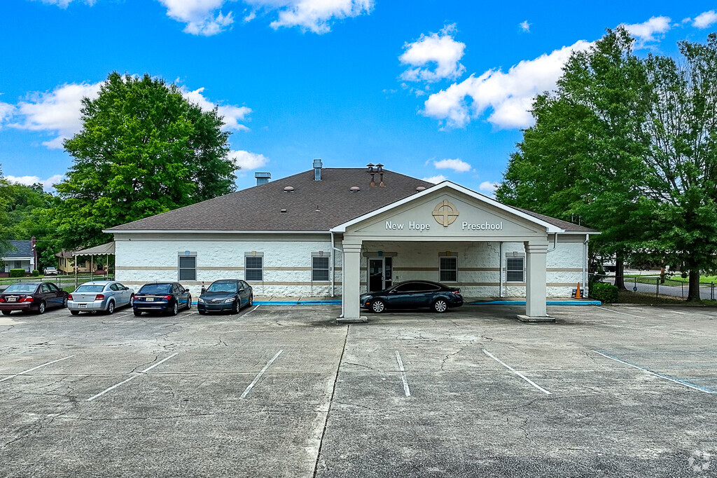Welcome to New Hope Christian Elementary School.