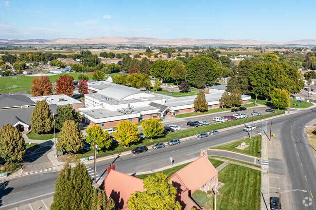 Granger Middle School prepares students for high school success.