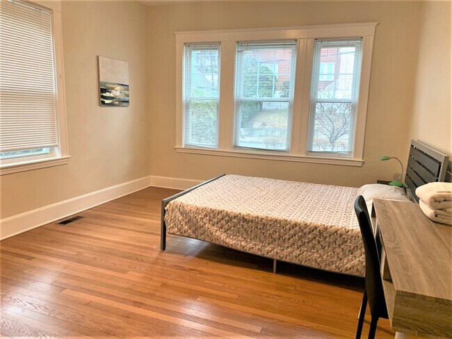 61 Algonquin Rd unit 61, Newton, MA 02467 - photo 5