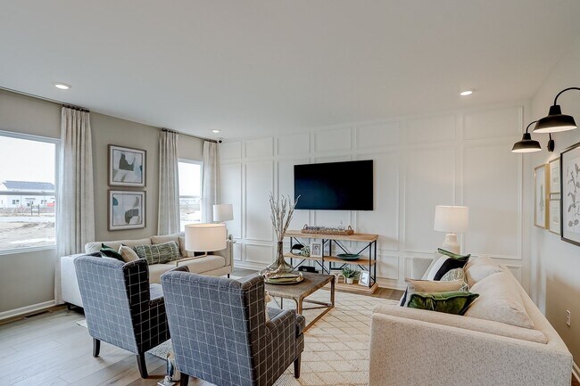 1638 Patterson Ave, North Aurora, IL 60542 - photo 5