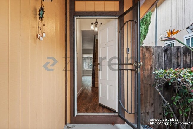 129 John Kirk Ct, Campbell, CA 95008 - photo 3