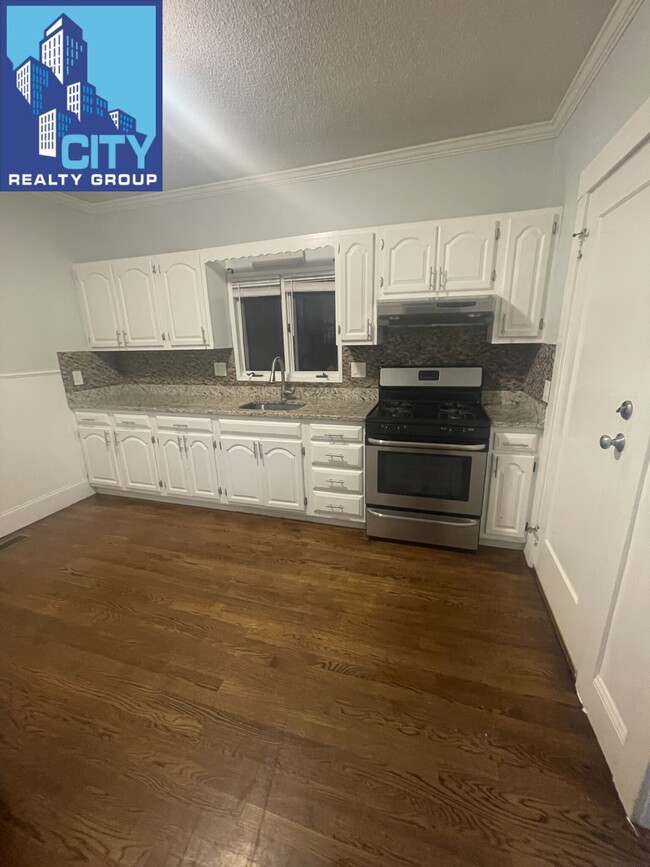 169 Tremont St Unit 1, Newton, MA 02458
