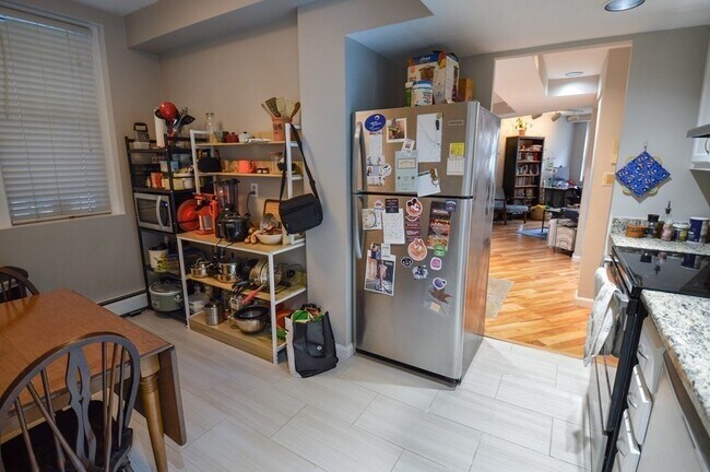 21 Sutherland Rd unit 1, Brighton, MA 02135 - photo 5