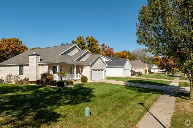 There is a wide variety of home styles in the Creglow Heights neighborhood.