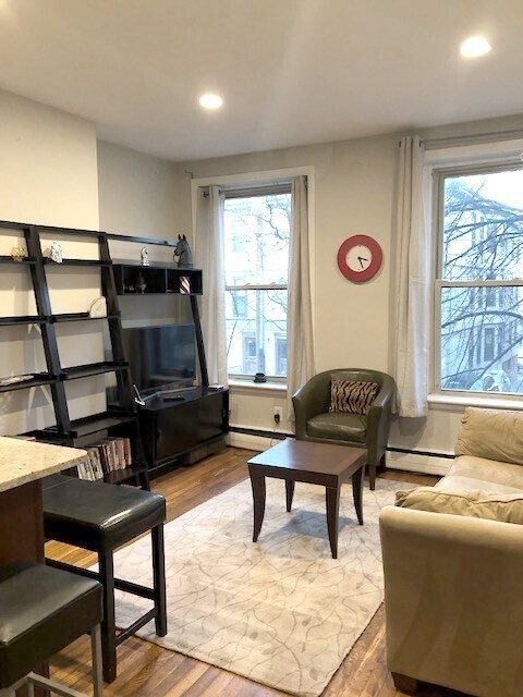 15 University Rd Unit 25, Brookline, MA 02445