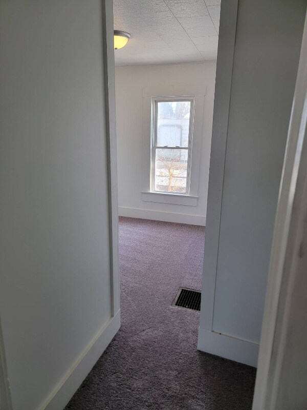 913 E 28th St, Marion, IN 46953 - photo 2