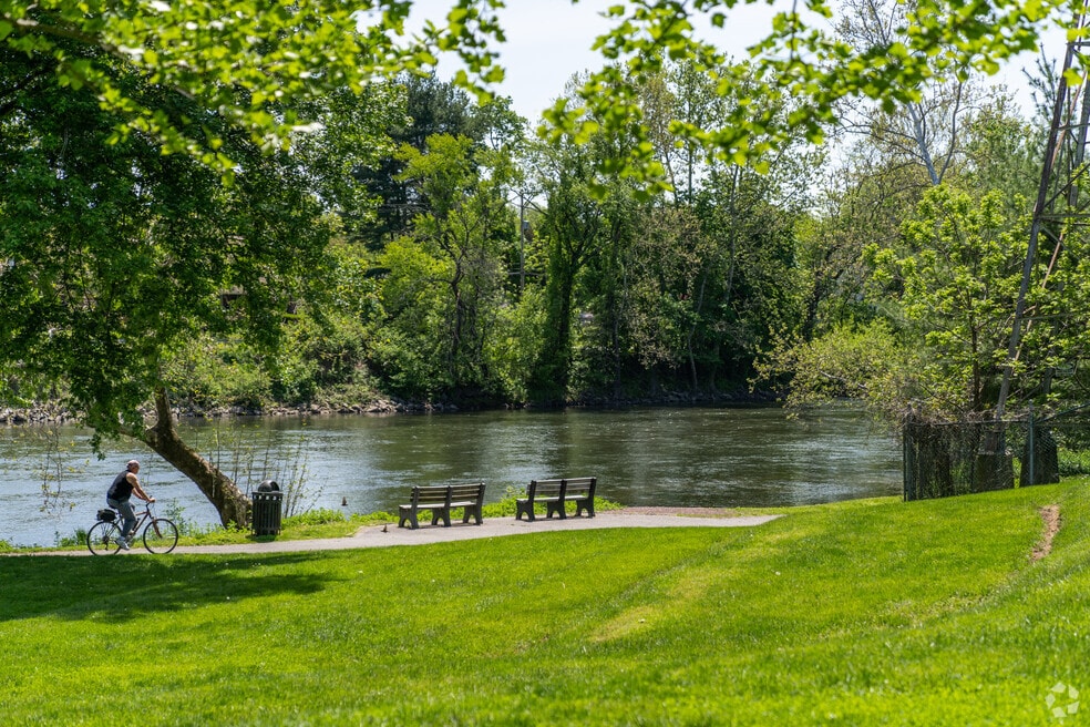 Manatawny-Farmington