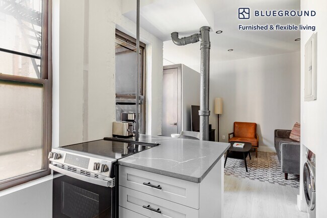 20 Prince St unit FL4-ID1855, New York, NY 10012 - photo 6