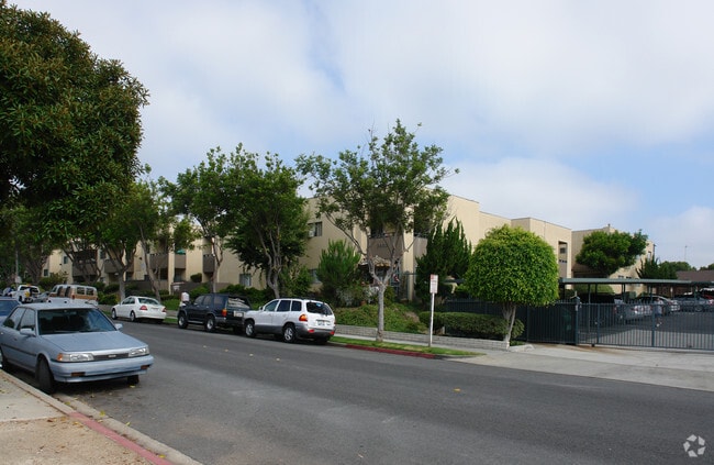 Briarcrest Apartments, Oceanside, CA 92056 - photo 3