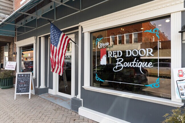 Step into Red Door Boutique for one-of-a-kind fashion pieces in Rolla, MO.