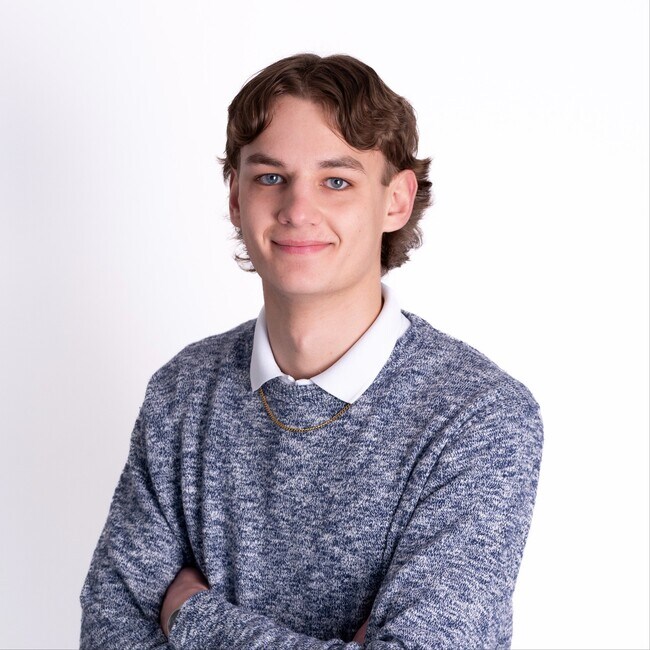 Agent Photo