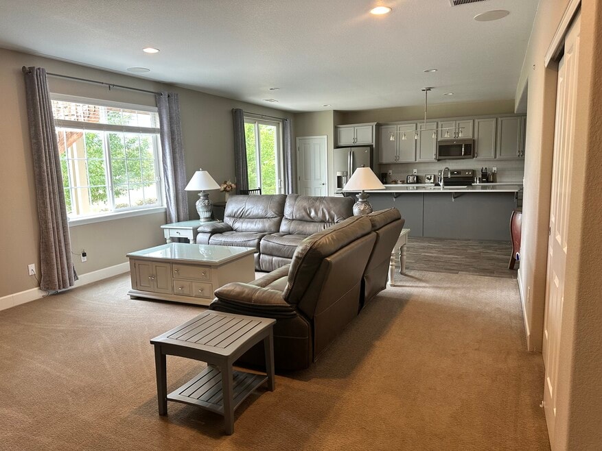 21952 E Layton Dr, Aurora, CO 80015 - photo 1