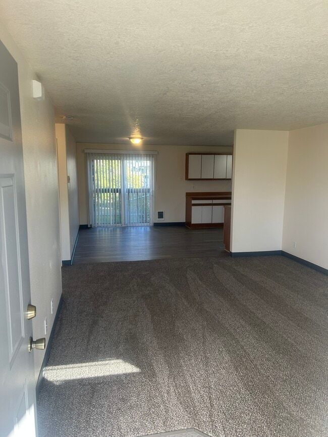 935 NW Cains Rd, Prineville, OR 97754