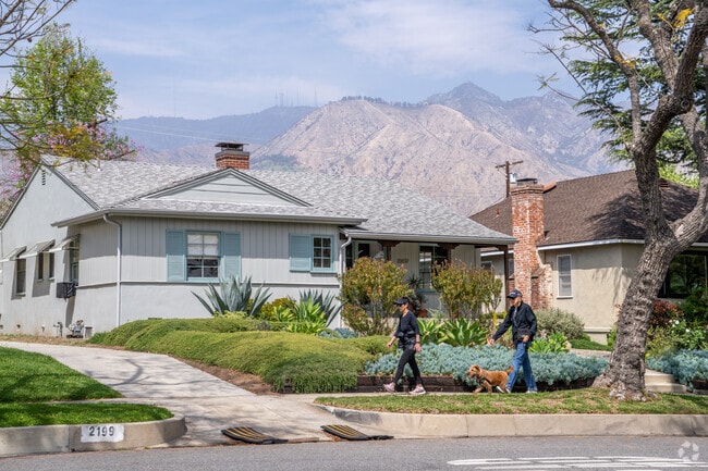 Casa Grande is a safe neighborhood with a lower than national average crime score.