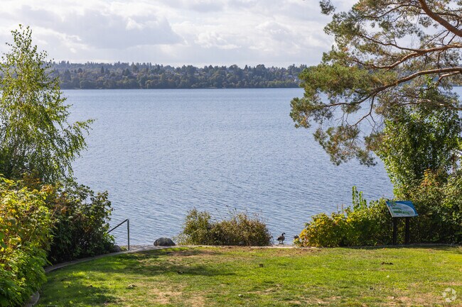Calkin's Landing is in the East Seattle neighborhood of Mercer Island, WA.