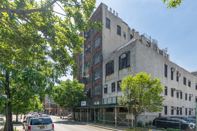 Bnos Chayil provides a safe, nurturing environment for children to learn.