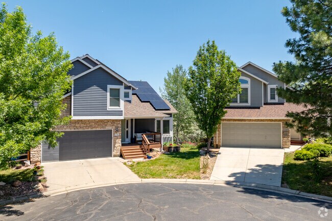 Cul-de-sacs in Gunbarrel are maintained by various homeowners associations.