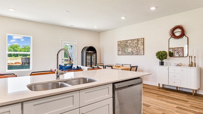 117 Fawnfield Ln unit 4, Dothan, AL 36301 - photo 5