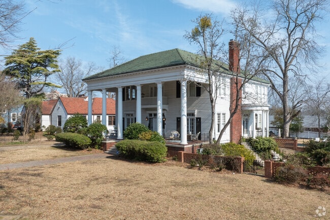 Gadsden City boasts a charming collection of historic homes, each beautifully revitalized to blend timeless elegance with modern comforts.