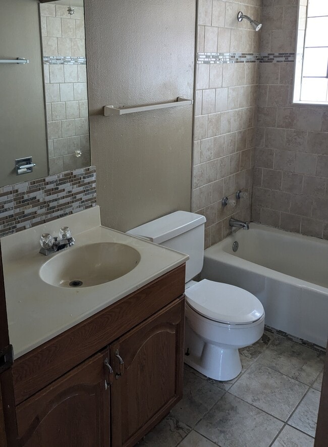 11003 S Longwood Dr Unit 3-C, Chicago, IL 60643