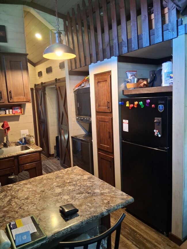 31 Rest Awhile Ln, Flat Rock, NC 28731 - photo 2