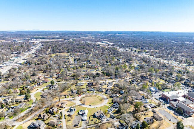 Brainerd has easy access to I-24.