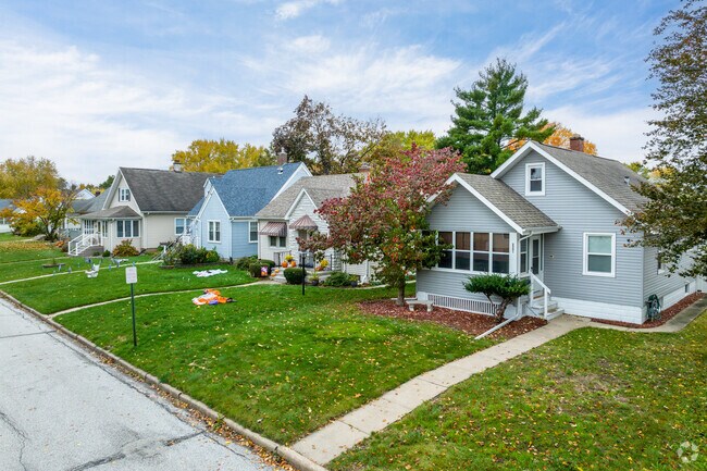 Homes come in all shapes and sizes in Villa Park.