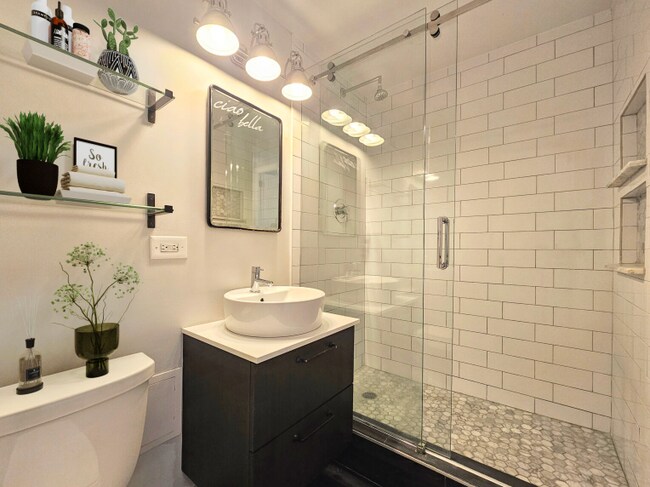 1350 N Dearborn St unit 17G, Chicago, IL 60610 - photo 5