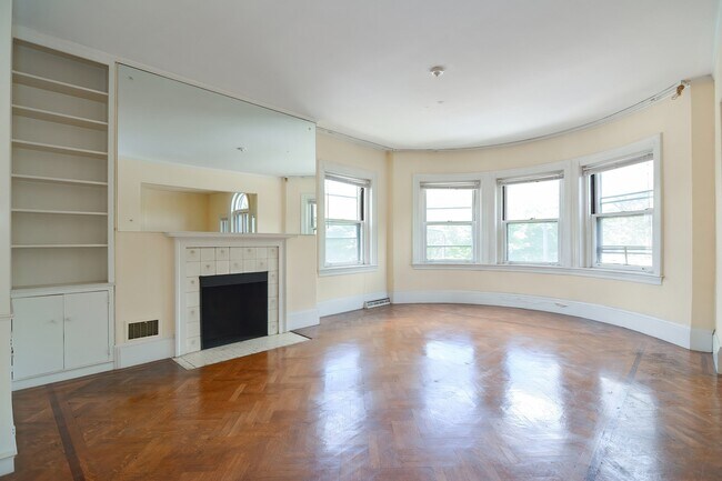 923 Beacon St unit 3, Boston, MA 02215 - photo 4